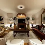 10 Pax Downtown The Emir's Free Parking Κόρδοβα