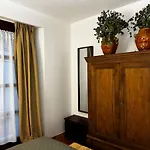 10 Pax Downtown The Emir's Free Parking Βίλα