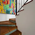 10 Pax Downtown The Emir's Free Parking *