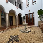 10 Pax Downtown The Emir's Free Parking Βίλα *