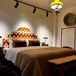 Βίλα 10 Pax Downtown The Emir's Free Parking *