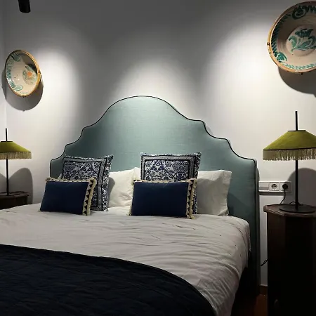 10 Pax Downtown The Emir's Free Parking Villa