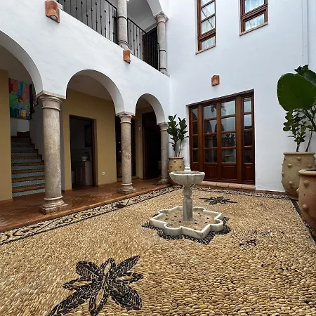 10 Pax Downtown The Emir's Free Parking Villa *