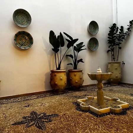 Villa 10 Pax Downtown The Emir's Free Parking