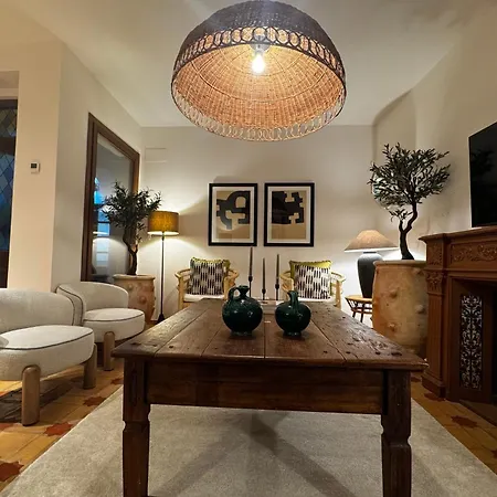 Villa 10 Pax Downtown The Emir's Free Parking Cordoba
