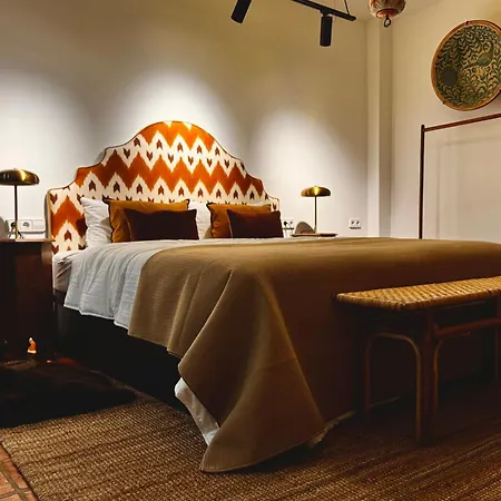 10 Pax Downtown The Emir's Free Parking Villa