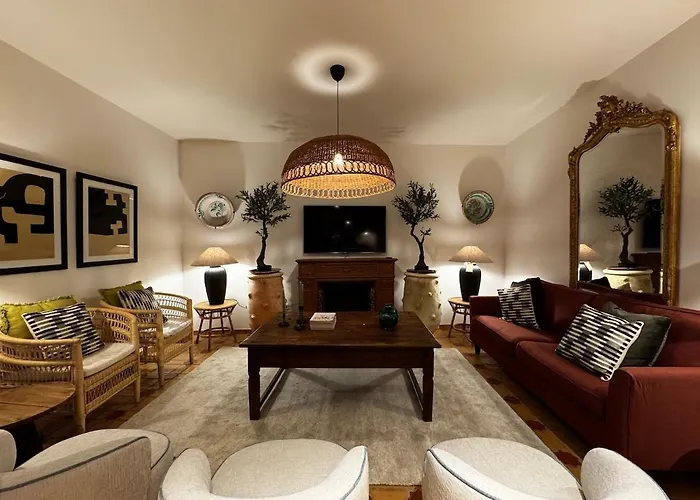 10 Pax Downtown The Emir's Free Parking 코르도바