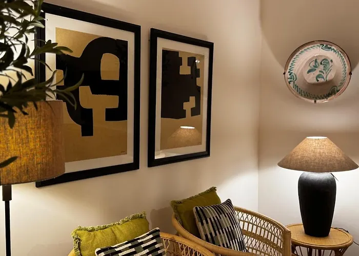 10 Pax Downtown The Emir's Free Parking 빌라 *