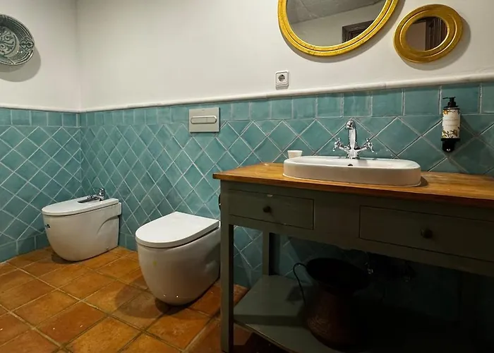 10 Pax Downtown The Emir's Free Parking * 코르도바