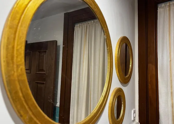 10 Pax Downtown The Emir's Free Parking Villa