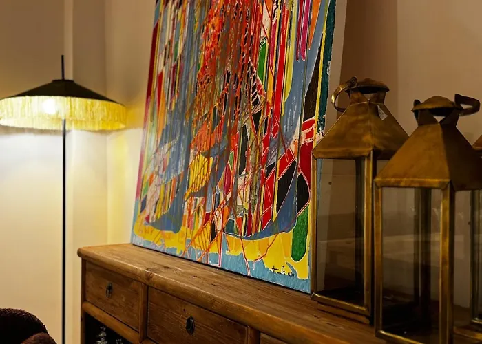 빌라 10 Pax Downtown The Emir's Free Parking *