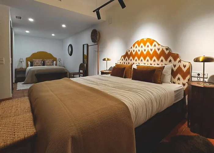 10 Pax Downtown The Emir's Free Parking Villa