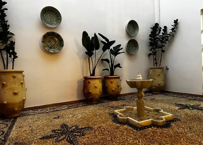 Villa 10 Pax Downtown The Emir's Free Parking